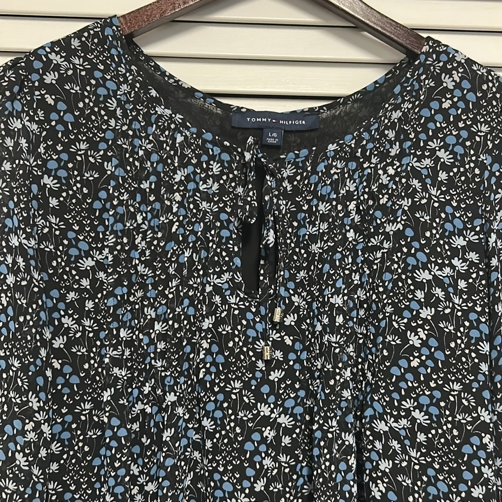 Tommy Hilfiger Navy Flowy blouse with sheer sleeves and mushroom floral print - Picture 1 of 8